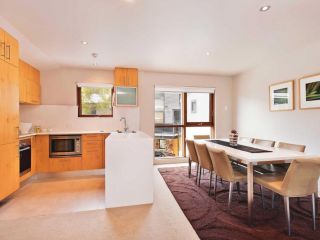 Snow Stream 2 Bedroom and loft with gas fire garage parking and balcony Chalet, Thredbo - 2