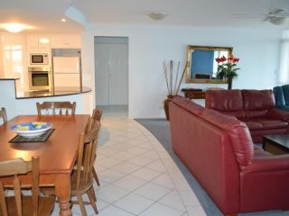 Solaire 5 Apartment, Tuncurry - 3