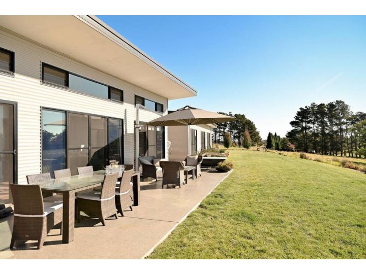 Somerton Ridge: Luxury modern house stunning bath Guest house, Joadja Creek - imaginea 17