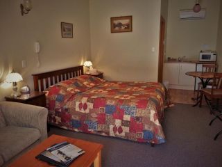 Sonbern Lodge Motel Hotel, Wallaroo - 3