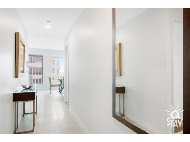 Soul Surfers Paradise MID WEEK MADNESS DEAL - Q Stay Apartment, Gold Coast - imaginea 10