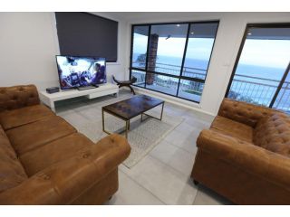 South Pacific 67 Penthouse Apartment, Ulladulla - 5