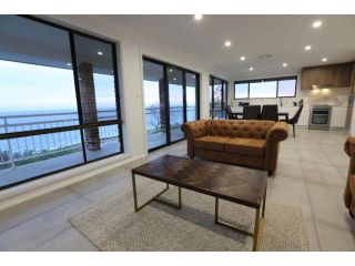 South Pacific 67 Penthouse Apartment, Ulladulla - 2