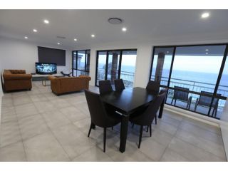 South Pacific 67 Penthouse Apartment, Ulladulla - 4