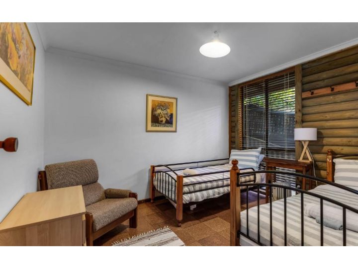 Southern Comfort + WIFI + Pet Friendly Guest house, Goolwa South - imaginea 14