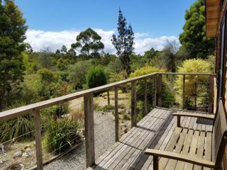 Southern Forest Accommodation Chalet, Southport - 3