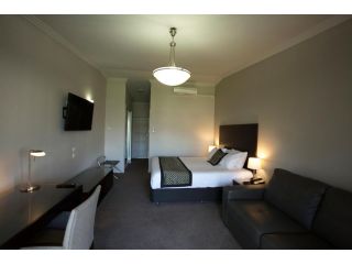 Southgate Hotel, Shepparton - 1