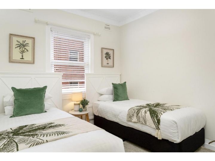 Spacious 2-Bed Apartment in the heart of Manly Apartment, Sydney - imaginea 3