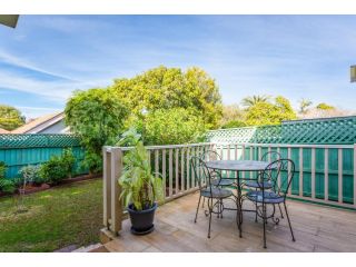 Spacious 3-Bed Mid Century Home Near CBD Guest house, Sydney - 3