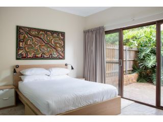 Spacious 3-Bed Townhouse in Stylish Balmain Guest house, Sydney - 2
