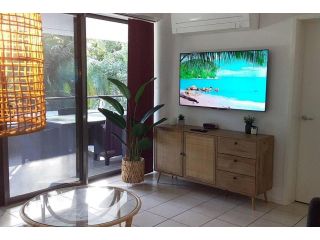 Spacious 3 bedroom resort style apartment with a/c Apartment, Rainbow Beach - 2