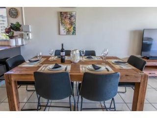 Spacious 3 br/2 bath apartment overlooking Darwin Apartment, Northern Territory - 5