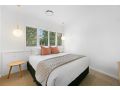 Spacious 4-Bed Villa with Mediterranean Touches Villa, Gold Coast - thumb 13
