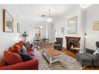 Heritage Carinya Cottage with Spacious Yard & BBQ Guest house, Mudgee - 1