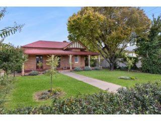 Heritage Carinya Cottage with Spacious Yard & BBQ Guest house, Mudgee - 2
