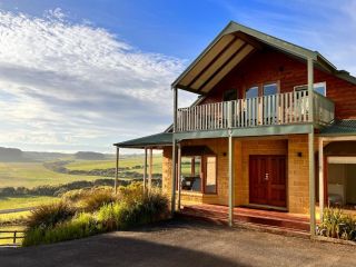 Spacious country coastal house Guest house, Port Campbell - 1
