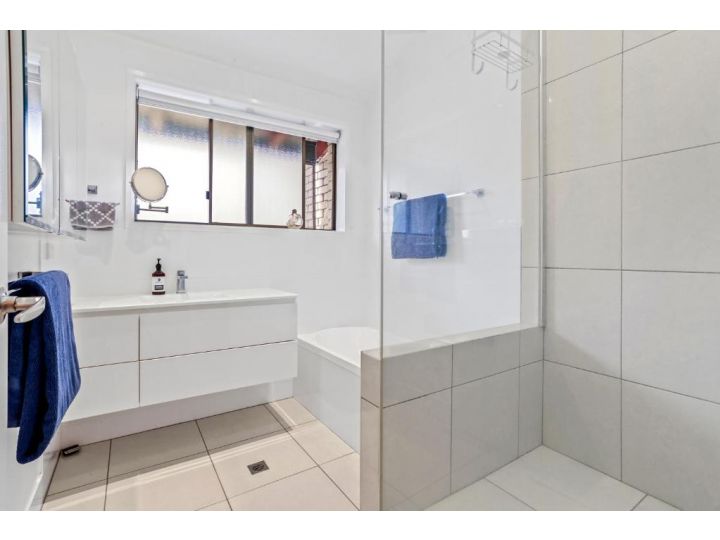 Spacious Couples Townhouse, Sunshine Beach Apartment, Australia - imaginea 6
