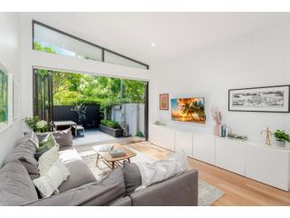 Spacious Modern Home Near Lively Surry Hills Guest house, Sydney - 2