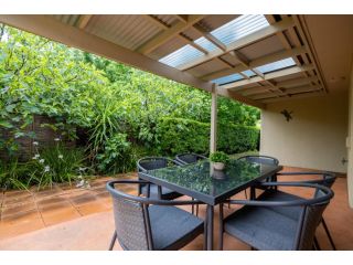 Spacious Mudgee Getaway, Great Entertaining Space Guest house, Mudgee - 2