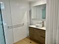 Spacious studio with parking close to the Corso Apartment, Sydney - thumb 7