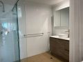 Spacious studio with parking close to the Corso Apartment, Sydney - thumb 12