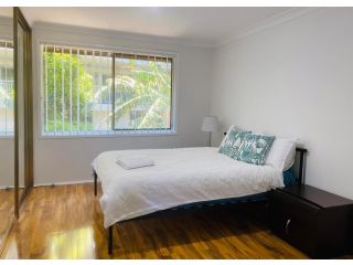 Quiet family Townhouse in Wollongong CBD Guest house, Wollongong - 1