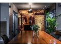 SPACIOUS UNIT WITH RESORT STYLE POOL / RED HILL Guest house, Phillip - thumb 8