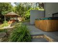 SPACIOUS UNIT WITH RESORT STYLE POOL / RED HILL Guest house, Phillip - thumb 3