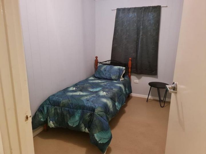 City Centre Apartments Bed and breakfast, Coober Pedy - imaginea 7