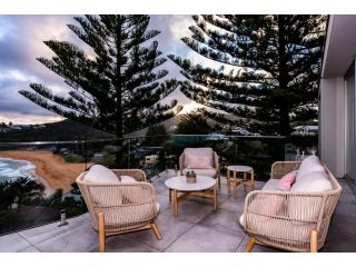 Spectacular Bilgola Beachhouse Guest house, New South Wales - 3