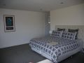 Spectacular Holiday Living Guest house, Bridport - thumb 8