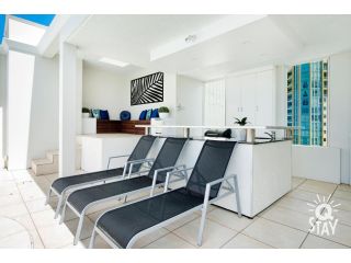 Penthouse at Golden Gate Resort with Private Rooftop Pool - KIDS STAY FREE!!!! Apartment, Gold Coast - 3