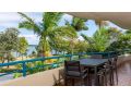 Spectacular Waterviews and Sunsets Guest house, Bongaree - thumb 2