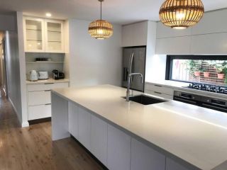 Spindrift Villa at Bateau Bay Beach - 2 Min to Beach- Pet friendly Villa, Bateau Bay - 3