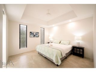 Splendeur Sur La Mer - Three Bedroom Apartment, Airlie Beach - 4