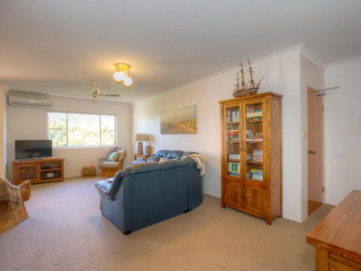 St James 6, Stylish Airconditioned Retreat Apartment, Tuncurry - imaginea 7
