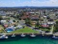 St James 6, Stylish Airconditioned Retreat Apartment, Tuncurry - thumb 1