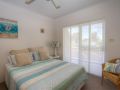 St James 6, Stylish Airconditioned Retreat Apartment, Tuncurry - thumb 6