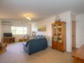 St James 6, Stylish Airconditioned Retreat Apartment, Tuncurry - thumb 7