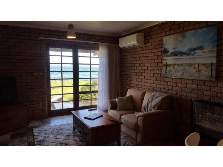 Stanley Village Waterfront Accommodation Apartment, Stanley - imaginea 1