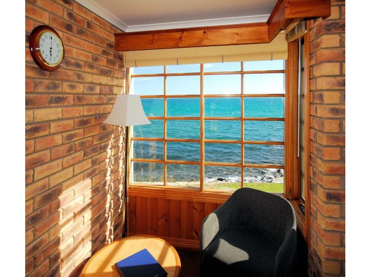 Stanley Village Waterfront Accommodation Apartment, Stanley - imaginea 12