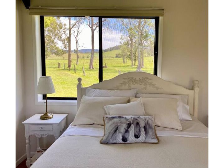 Stay at the Barn... Immerse yourself in nature. Guest house, Queensland - imaginea 12