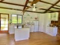 Stay at the Barn... Immerse yourself in nature. Guest house, Queensland - thumb 8