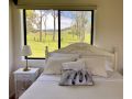 Stay at the Barn... Immerse yourself in nature. Guest house, Queensland - thumb 12