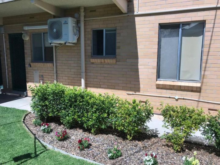 Stay in spacious, homely unit in prestigious area Apartment, South Australia - imaginea 5