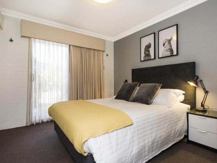 Staywest Subiaco Village 40 Apartment, Perth - imaginea 13