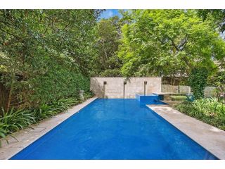 Stepping inside the dignified gates of this stately Villa, Sydney - 4