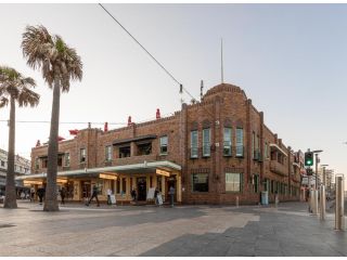 Stay at Hotel Steyne Hotel, Sydney - 1
