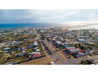 Stillwaters - Panoramic View of Lakes Entrance Guest house, Lakes Entrance - 2