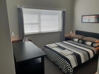 Stirling 1 bedroom - affordable central apartment Apartment, Fremantle - 4